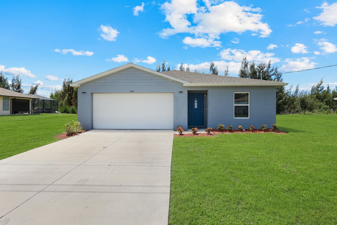 2210 SW 4th St, Cape Coral, FL 33991