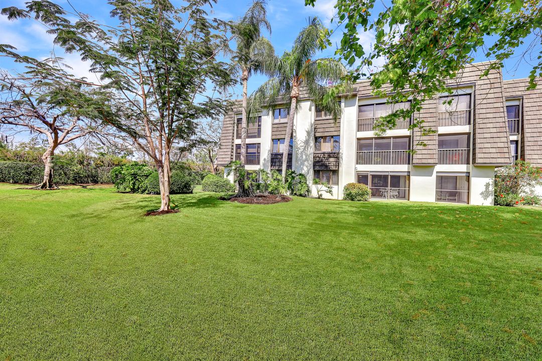 1601 Spoonbill Ln #Unit C, Naples, FL 34105