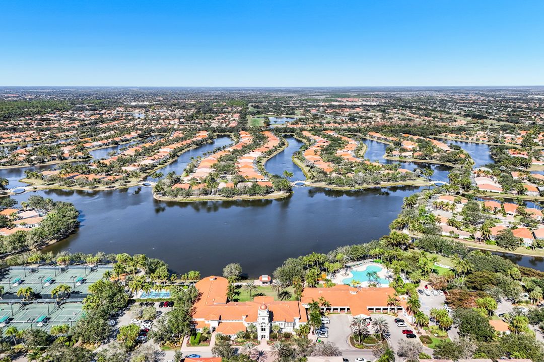 5343 Hawkesbury Way, Naples, FL 34119