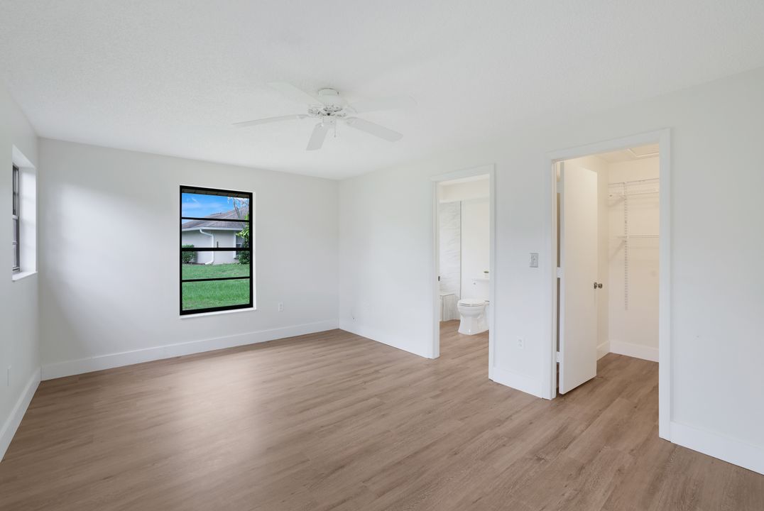 4925 Molokai Dr #16, Naples, FL 34112
