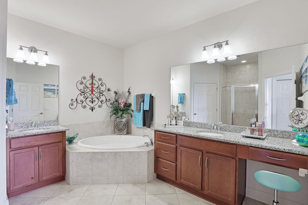 12070 Covent Garden Ct #1501, Naples, FL 34120