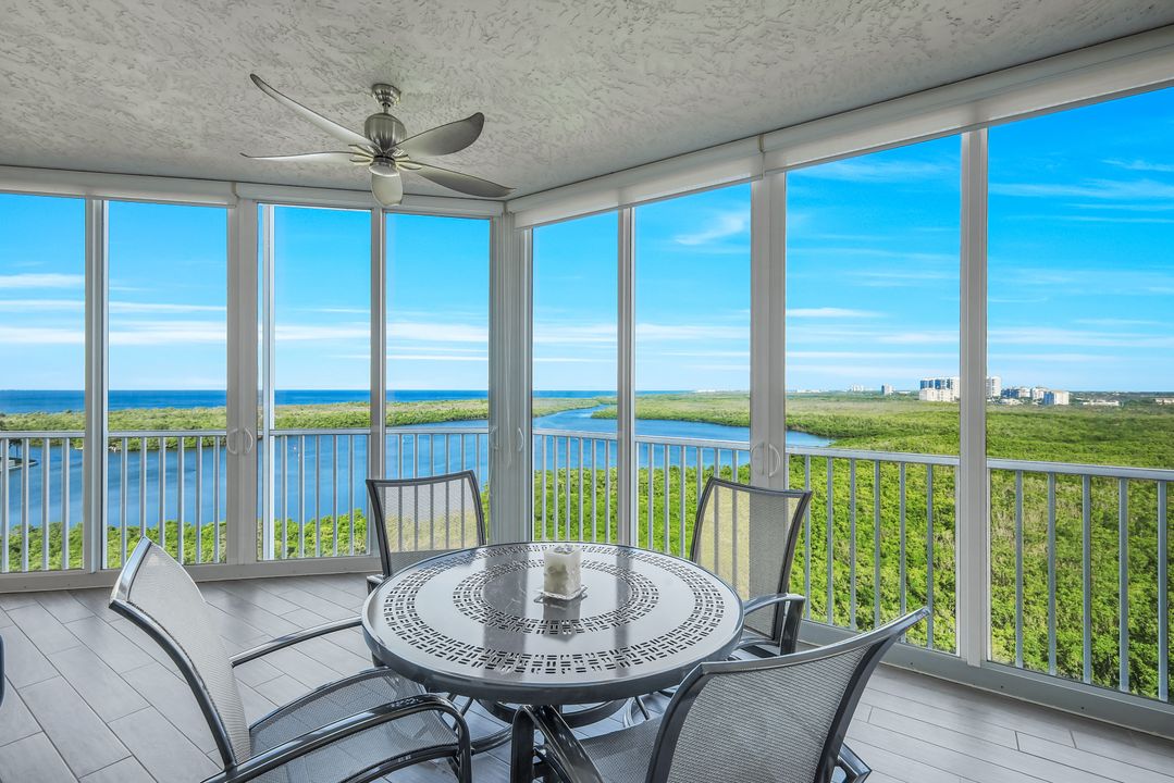 295 Grande Way #1004, Naples, FL 34110