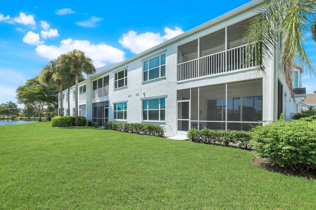 5959 Sand Wedge Ln #406, Naples, FL 34110