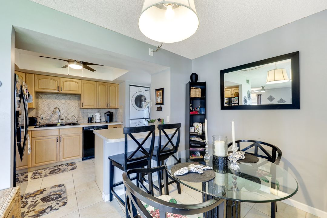 1400 Pompei Ln #42, Naples, FL 34103