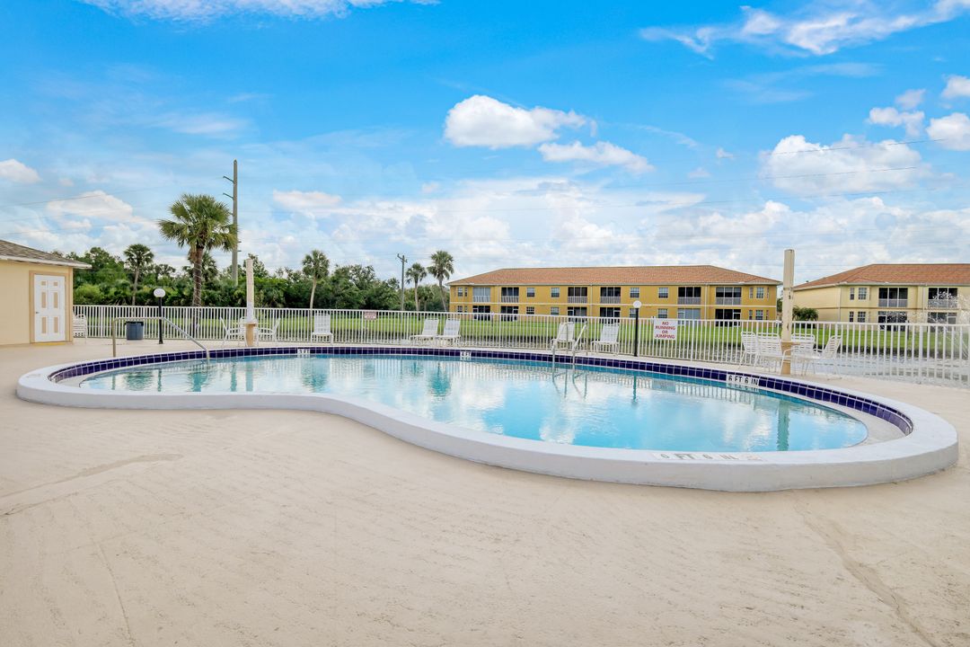 1100 Pondella Rd #611, Cape Coral, FL 33909