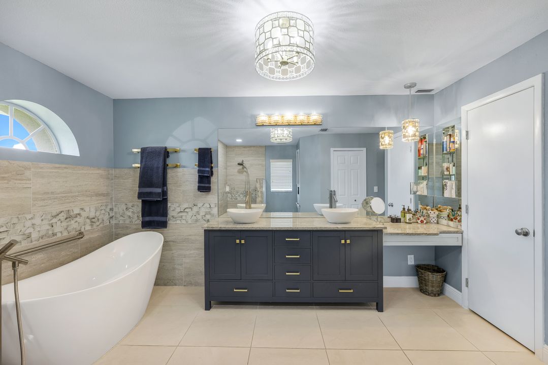 4404 SW 5th Ave, Cape Coral, FL 33914