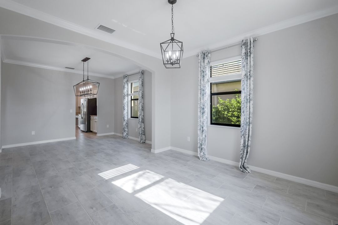 14453 Vindel Cir, Fort Myers, FL 33905