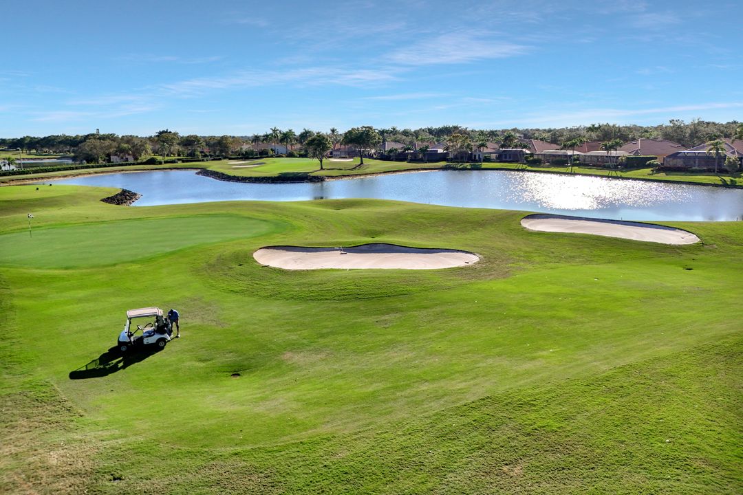 6679 Castlelawn Pl, Naples, FL 34113