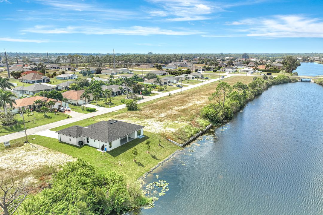 2223 NW 25th St, Cape Coral, FL 33993