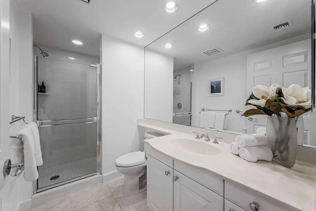 8473 Bay Colony Dr #1803, Naples, FL 34108