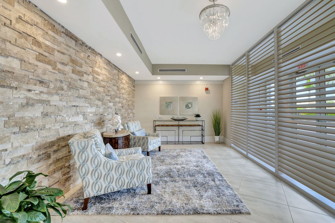 220 Seaview Ct #613, Marco Island, FL 34145