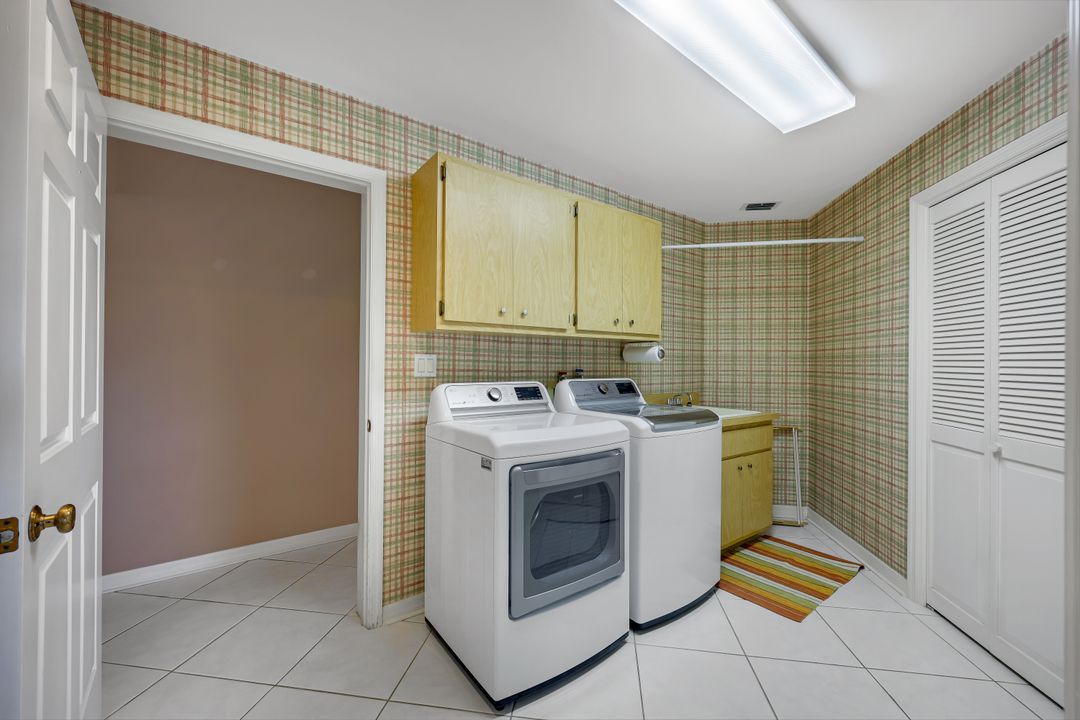 2264 Imperial Golf Course Blvd, Naples, FL 34110
