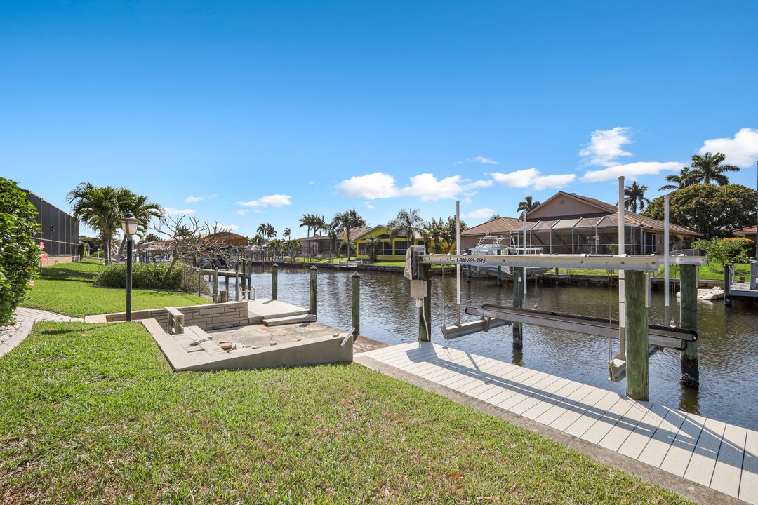 1904 SE 36th Terrace, Cape Coral, FL 33904