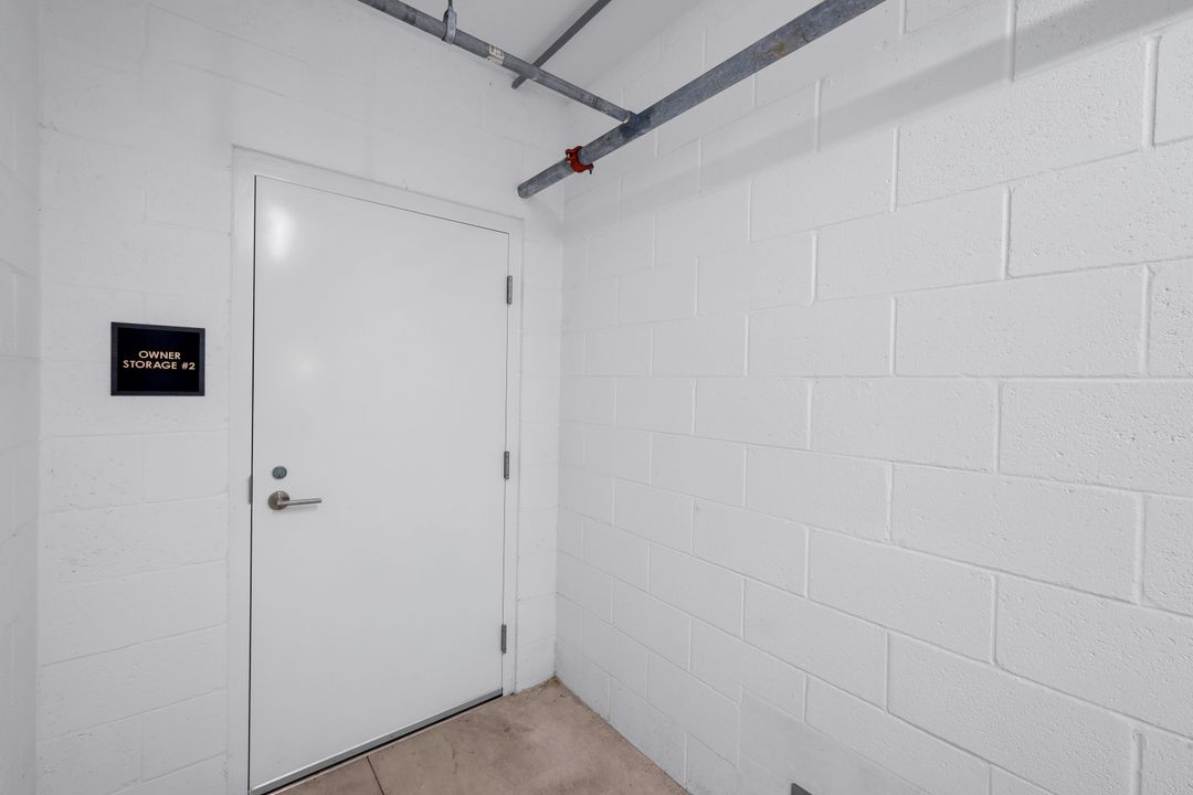1125 Central Ave #571, Naples, FL 34102