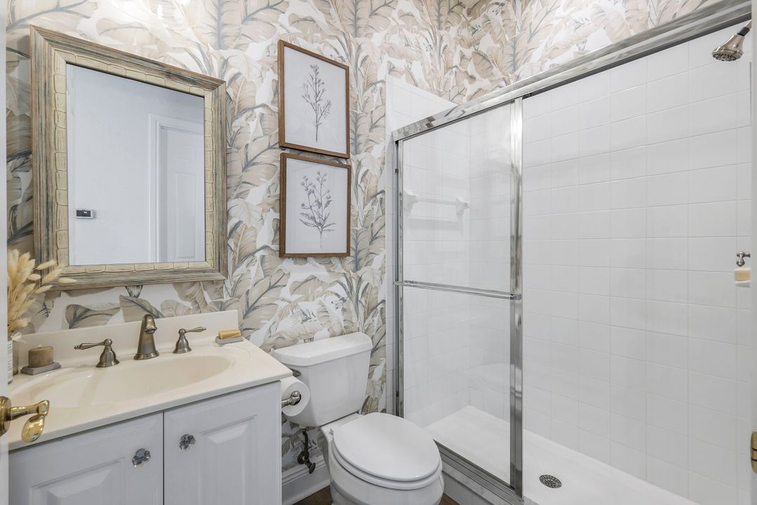 9223 Corfu Ct #202, Naples, FL 34114