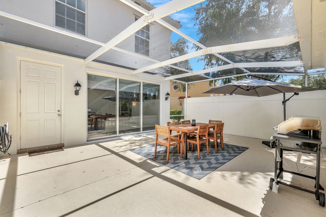 28508 Alessandria Cir, Bonita Springs, FL 34135