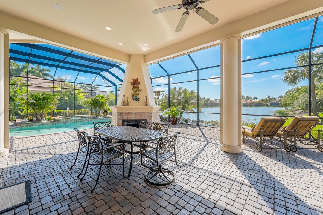 10700 Glen Lakes Dr, Estero, FL 34135