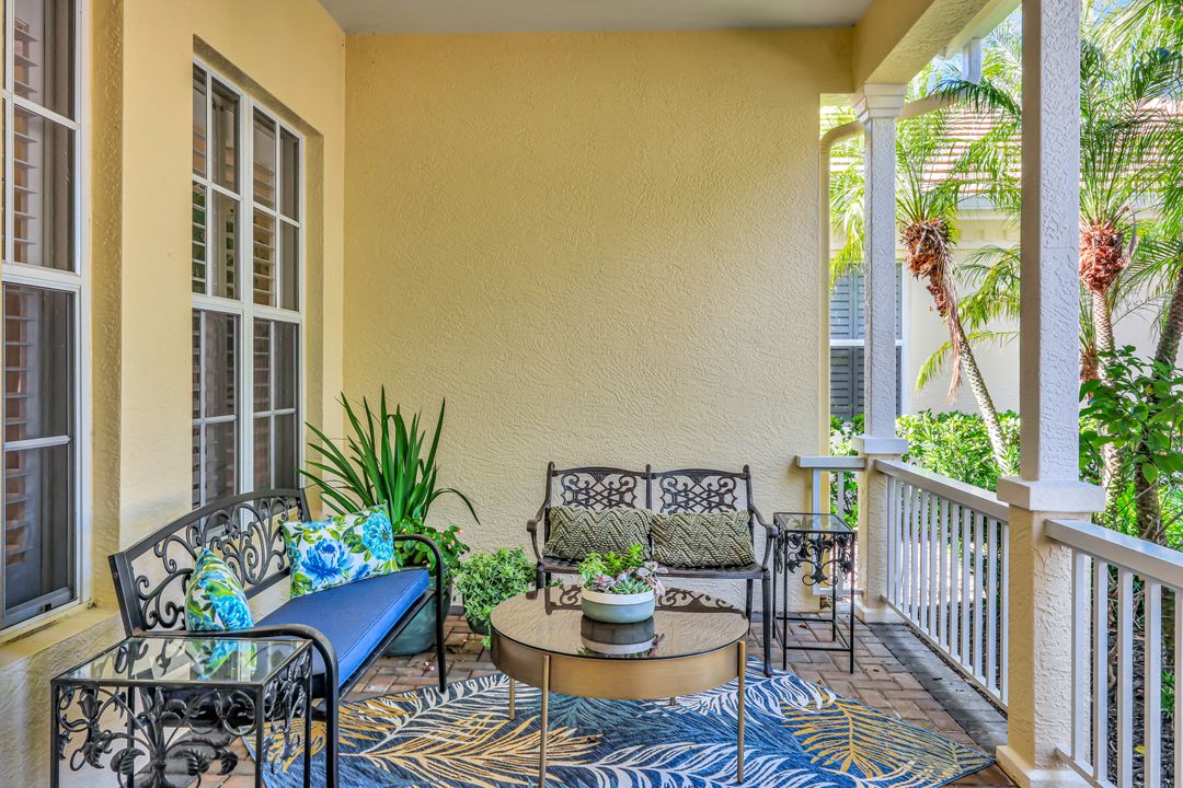 3671 Olde Cottage Ln, Bonita Springs, FL 34134