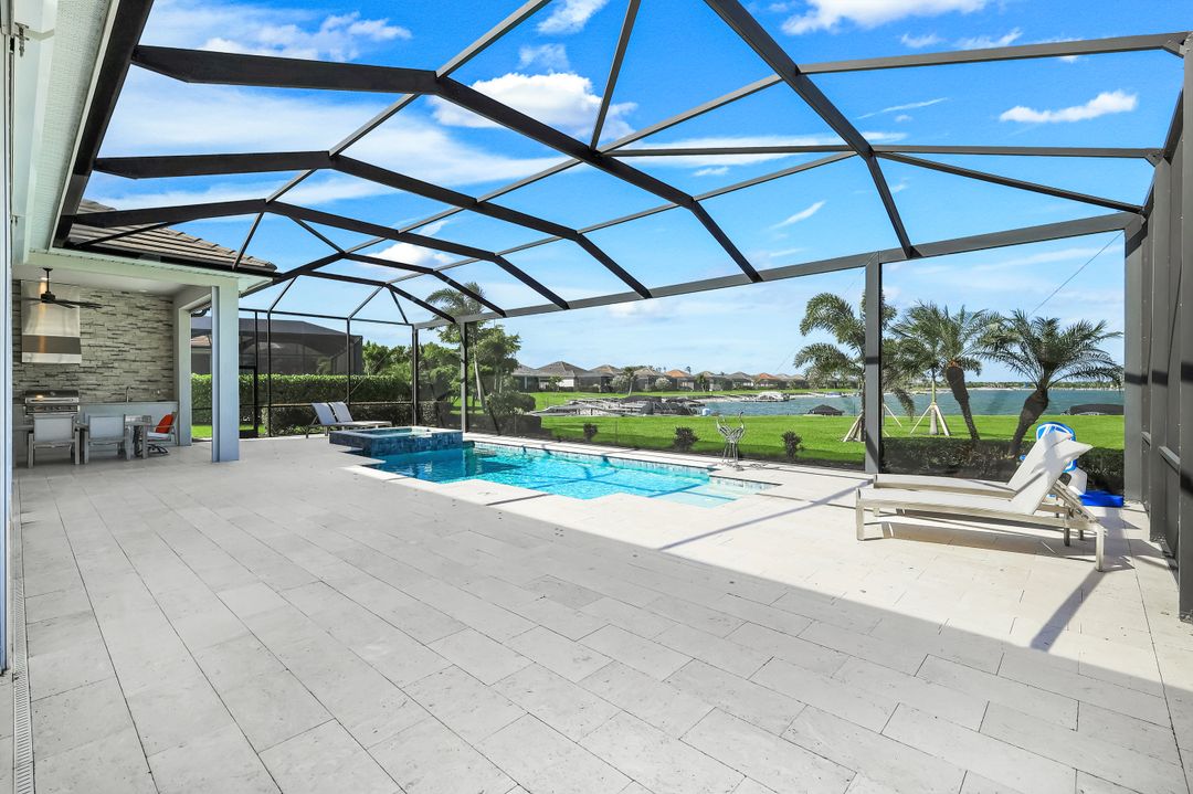 18437 WildBlue Blvd, Fort Myers, FL 33913