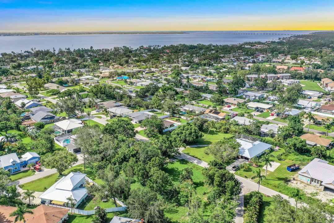 808 Sunset Vista Dr, Fort Myers, FL 33919