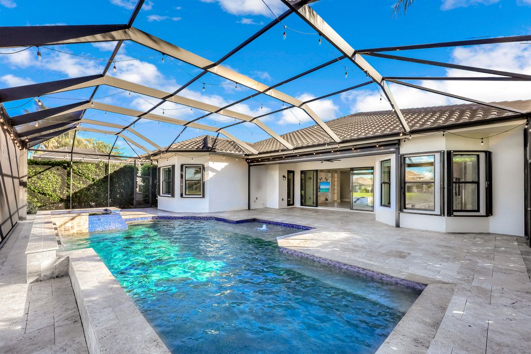 4426 Caldera Cir, Naples, FL 34119