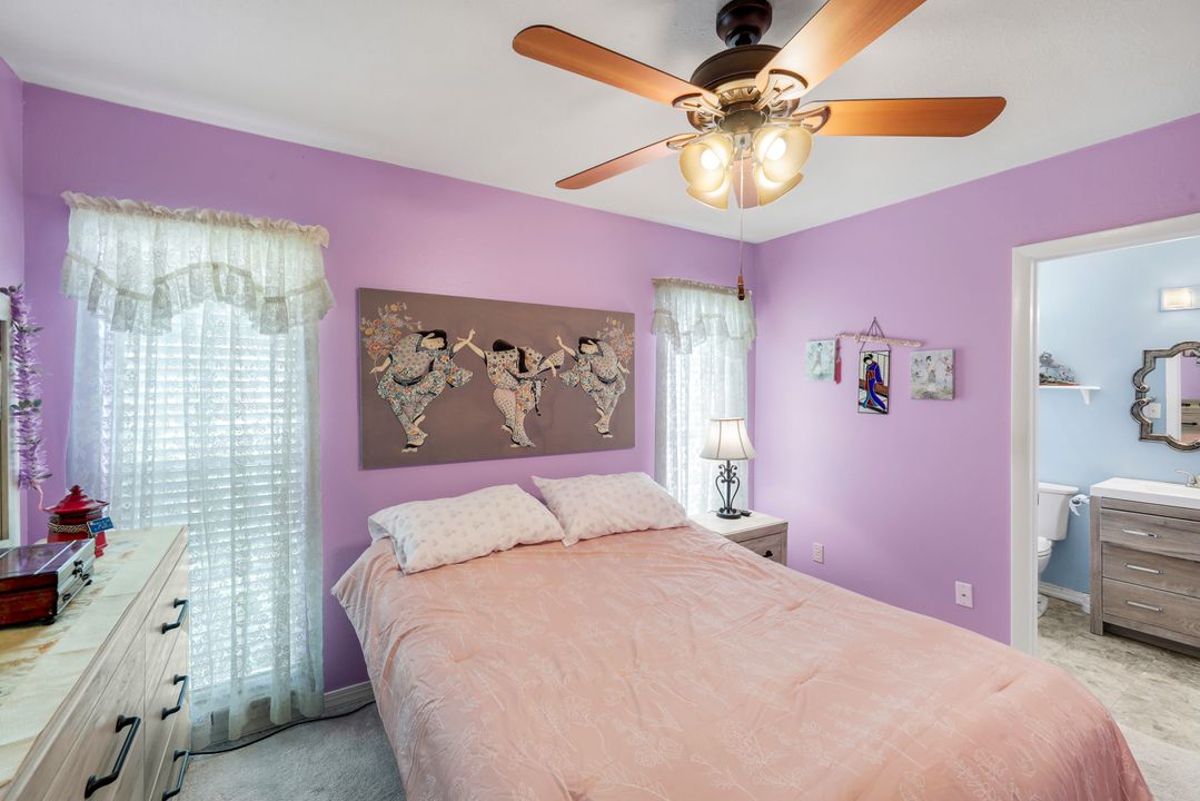 954 Jolly Rd, North Fort Myers, FL 33903