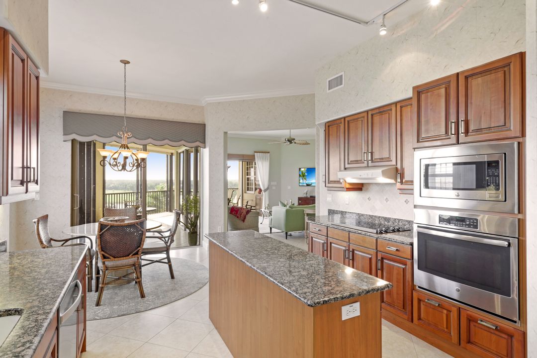 570 El Camino Real #5201, Naples, FL 34119