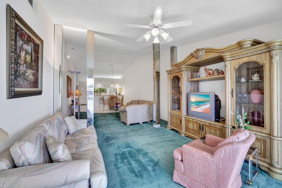 2372 Hidden Lake Dr #08, Naples, FL 34112