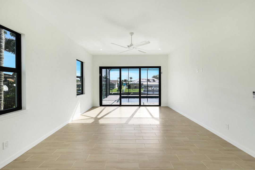 4817 Pelican Blvd, Cape Coral, FL 33914