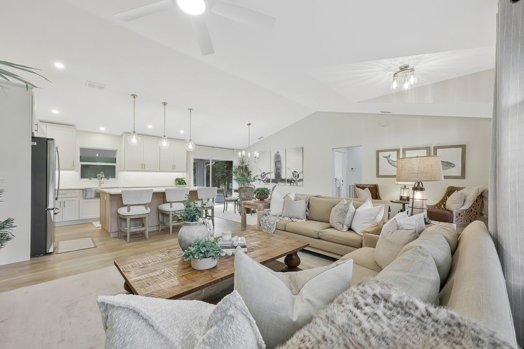 3060 70th St SW, Naples, FL 34105