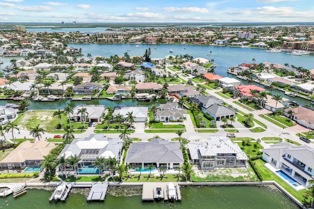 685 Cameo Ct, Marco Island, FL 34145