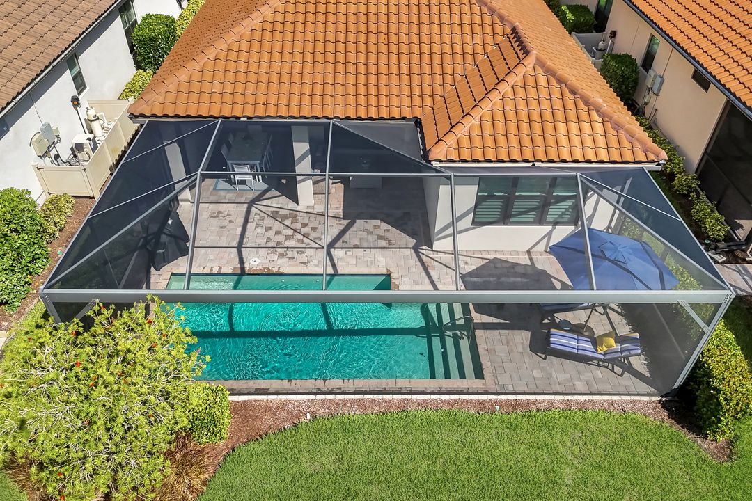 15236 Turin Dr, Naples, FL 34114