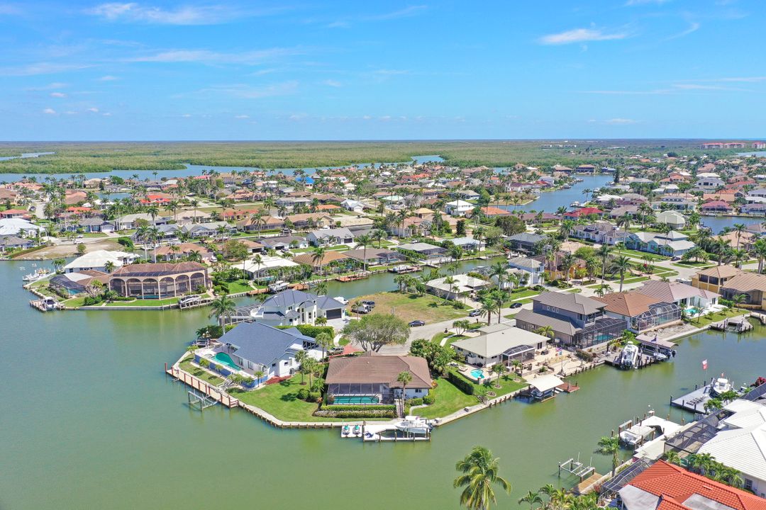 230 Geranium Ct, Marco Island, FL 34145