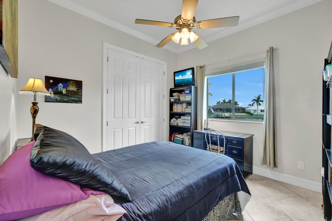 2801 SW 33rd St, Cape Coral, FL 33914