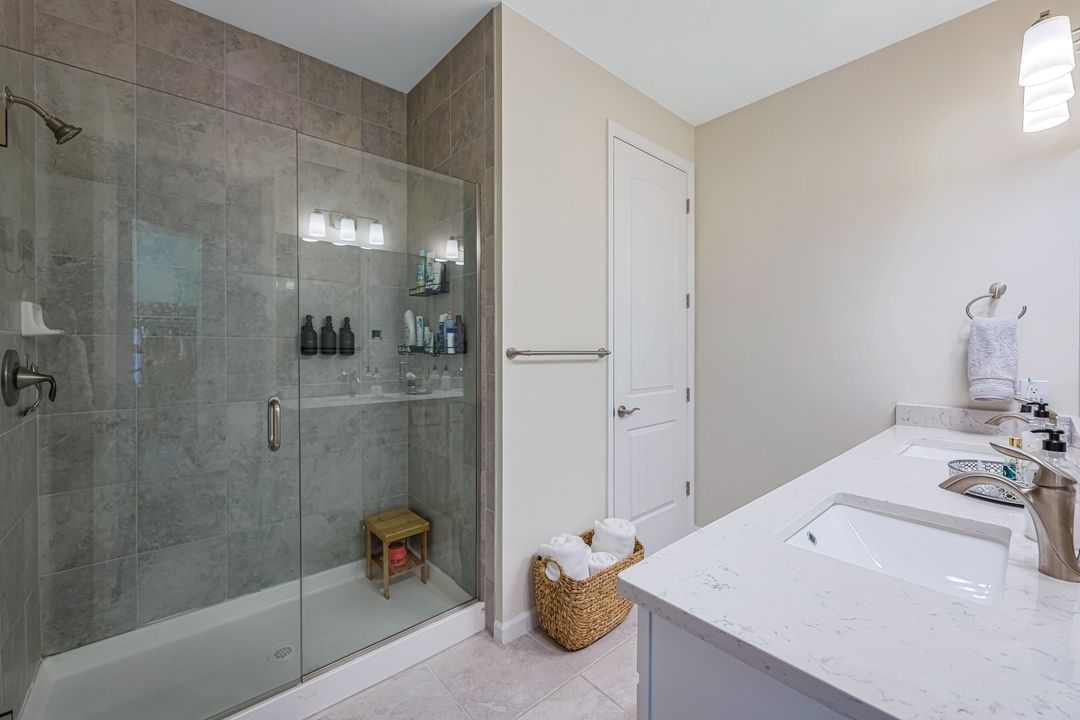 12133 Mahogany Cove St, Fort Myers, FL 33913