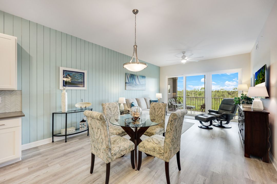 164 Indies Dr E #203, Naples, FL 34114