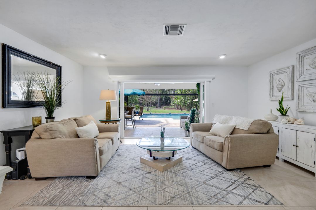 3480 19th Ave SW, Naples, FL 34117