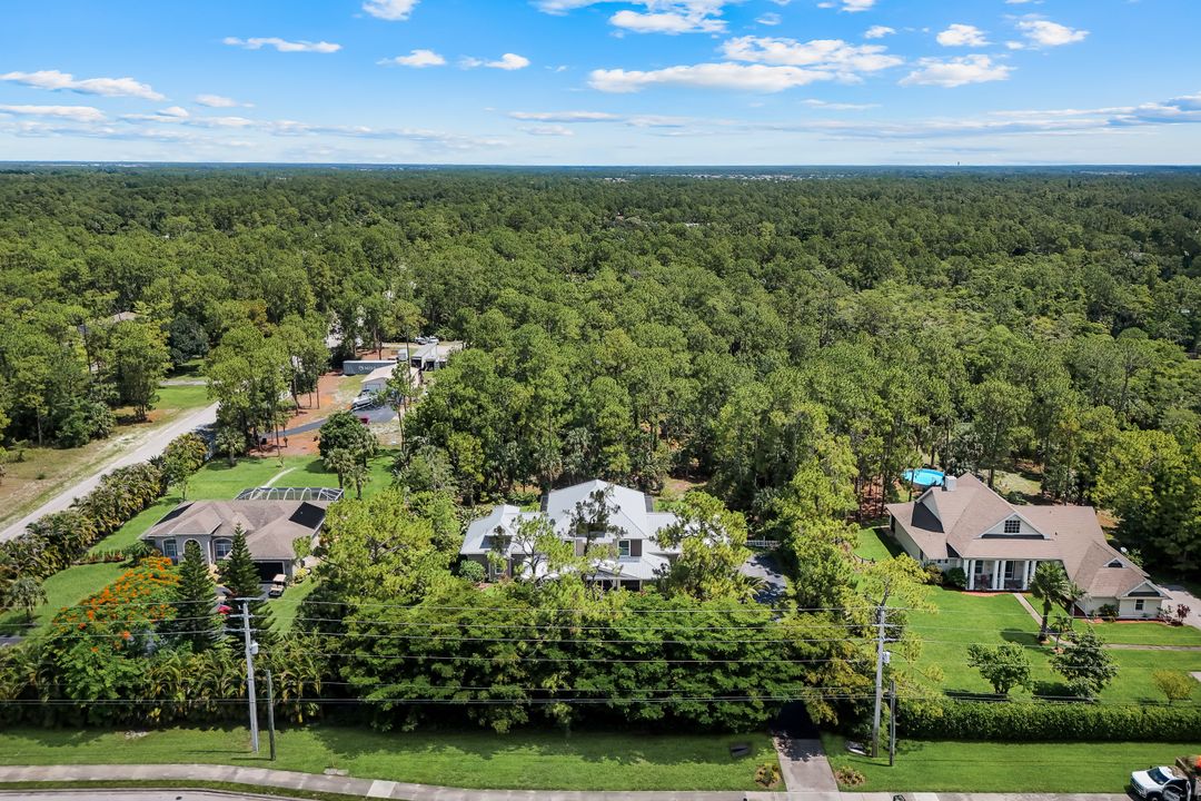2661 Golden Gate Blvd W, Naples, FL 34120