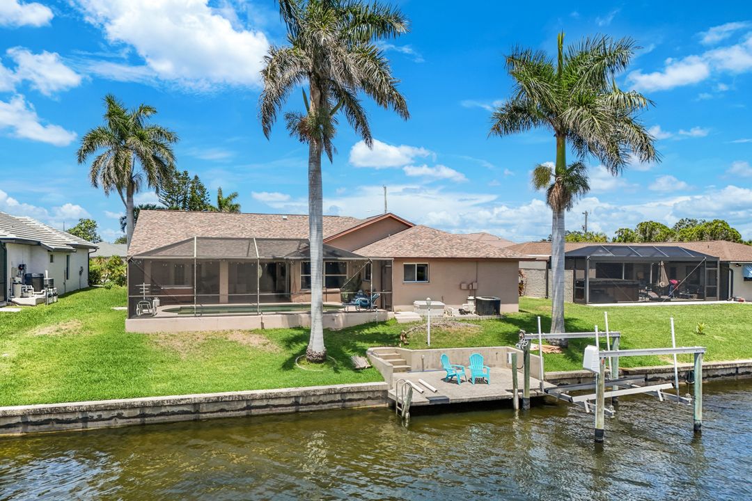3209 SE 1st Ct, Cape Coral, FL 33904