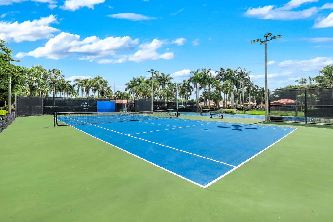 13850 Cleto Dr, Estero, FL 33928