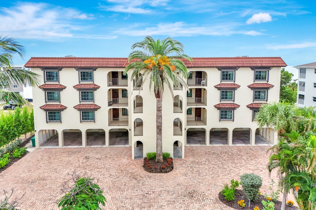 2297 W Gulf Dr #4A, Sanibel, FL 33957
