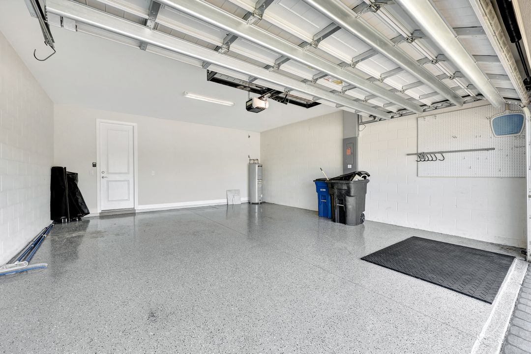 9034 Bexley Dr, Fort Myers, FL 33967