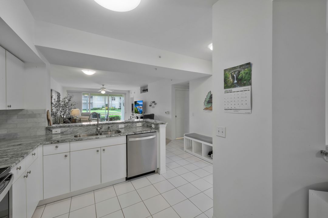 5440 Worthington Ln #103, Naples, FL 34110