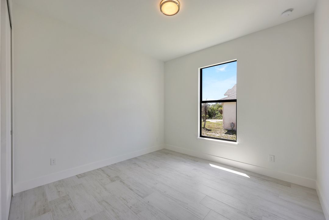 9176 Arrid Cir, Port Charlotte, FL 33981