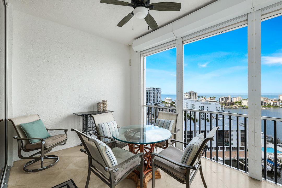400 Flagship Dr #1206, Naples, FL 34108