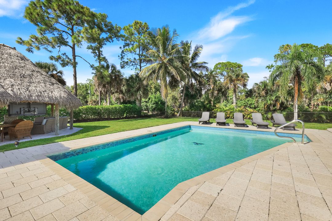 5630 Copper Leaf Ln, Naples, FL 34116