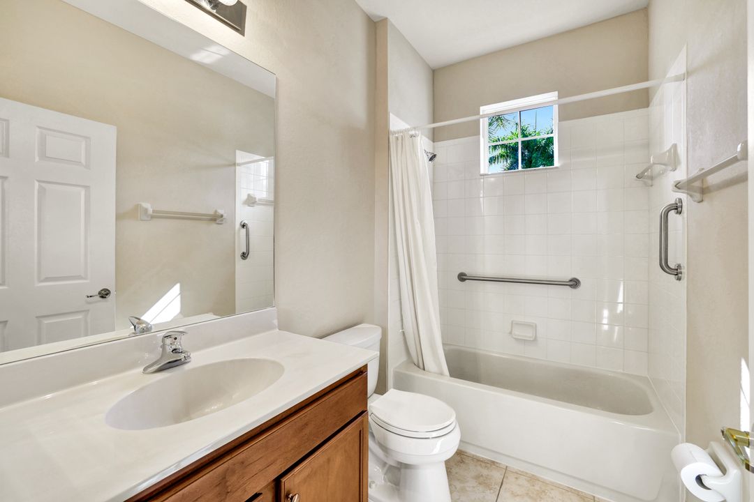 14685 Cranberry Ct #2004, Naples, FL 34114