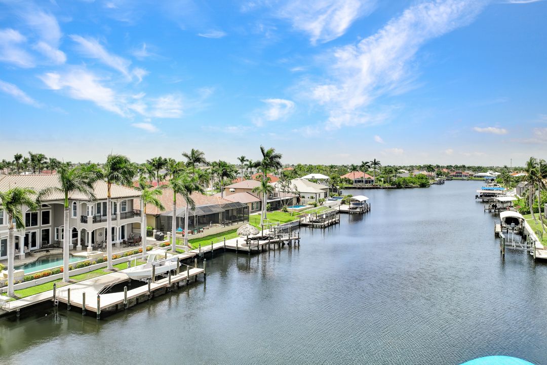 1617 El Dorado Pkwy W, Cape Coral, FL 33914