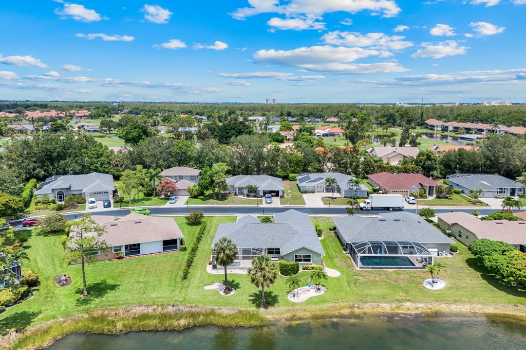 7563 Woodland Bend Cir, Fort Myers, FL 33912