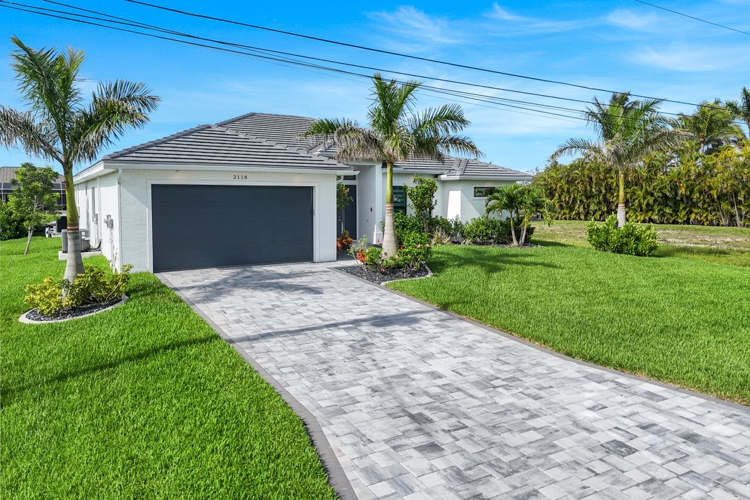 2118 SW 39th Terrace, Cape Coral, FL 33914